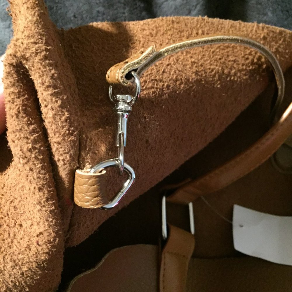 Brown Purse Bag With Mini Bag Included - Picture 15 of 16